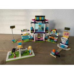 Lego Friends, Stephanie's Sportstadion. 41338
