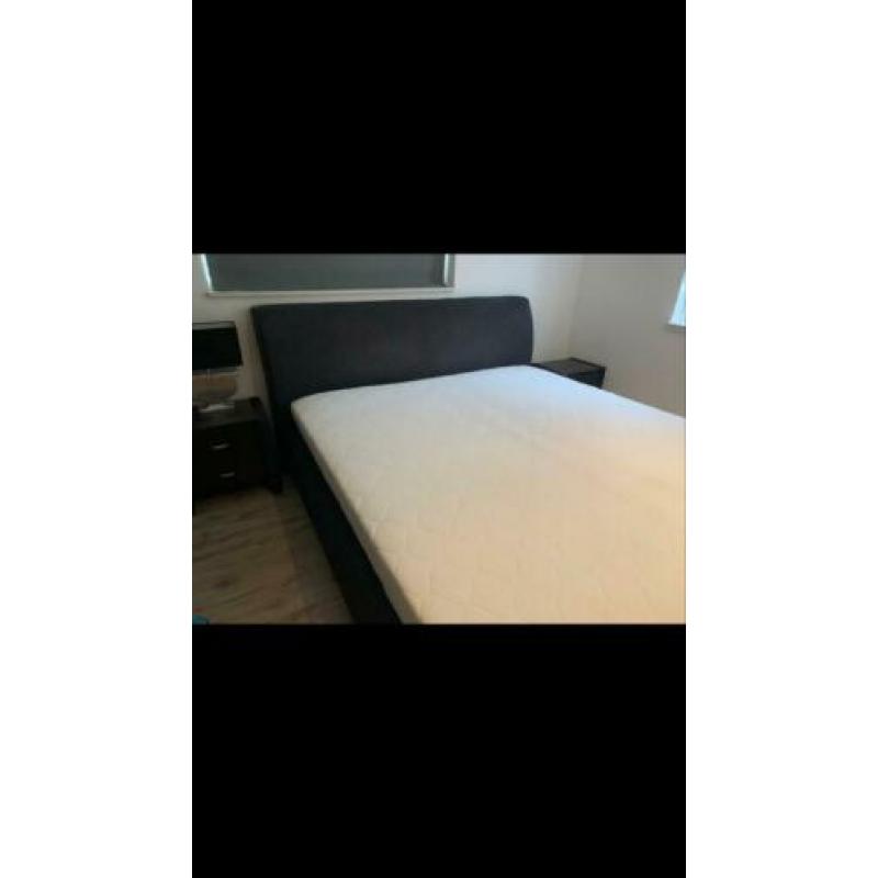 Mooie boxspring zgan