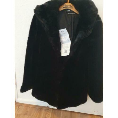 Jas van zara maat s