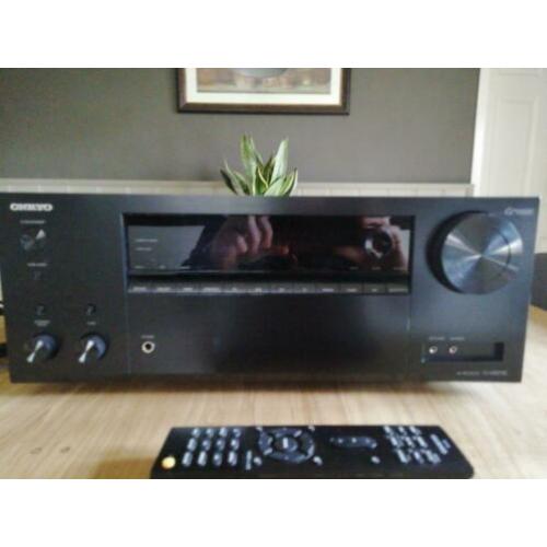 Z.g.a.n.. AV receiver Onkyo TX-NR575E