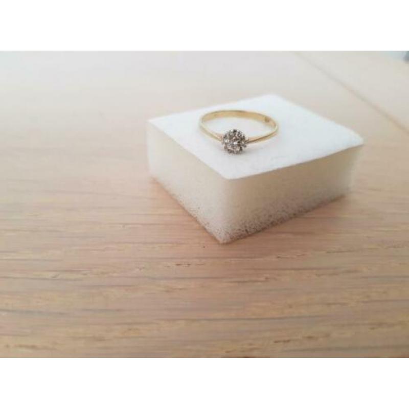 Gouden Ring met diamanten
