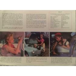 Verzameling tijdschriften en folder RENAULT 4 CV