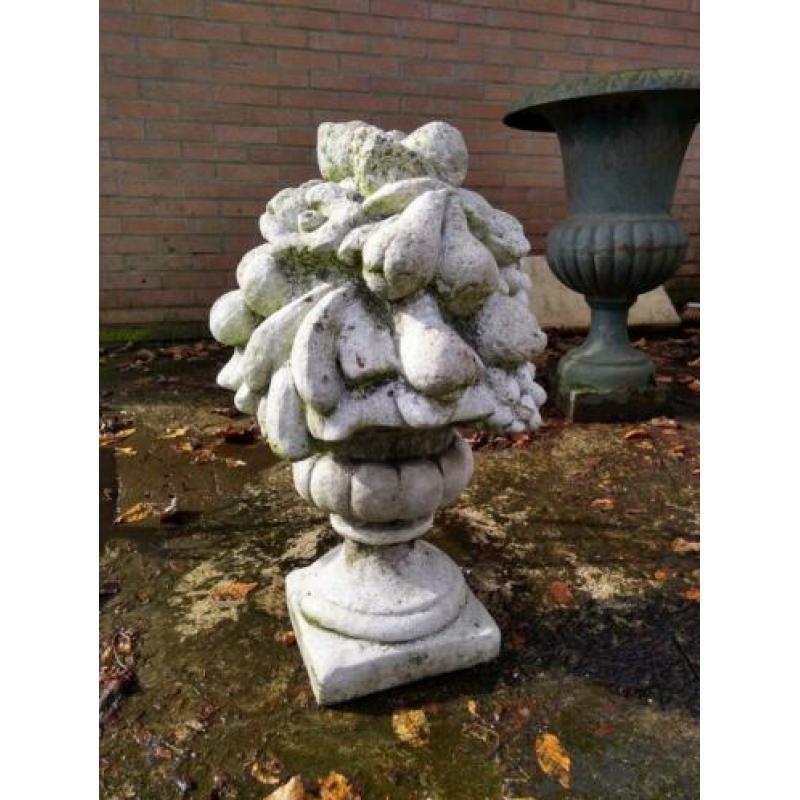 Betonnen tuin ornamenten en bloembakken