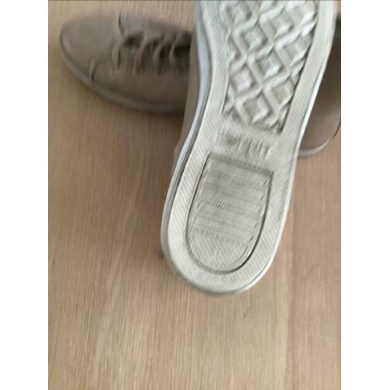 SCHOENEN van ESPRIT net 41