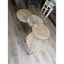 Salontafels/bijzettafels hout met stalen poten