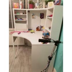 Kinder bureau