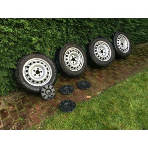 16 Inch MERCEDES VITO velgen MICHELIN AGILIS zomerbanden