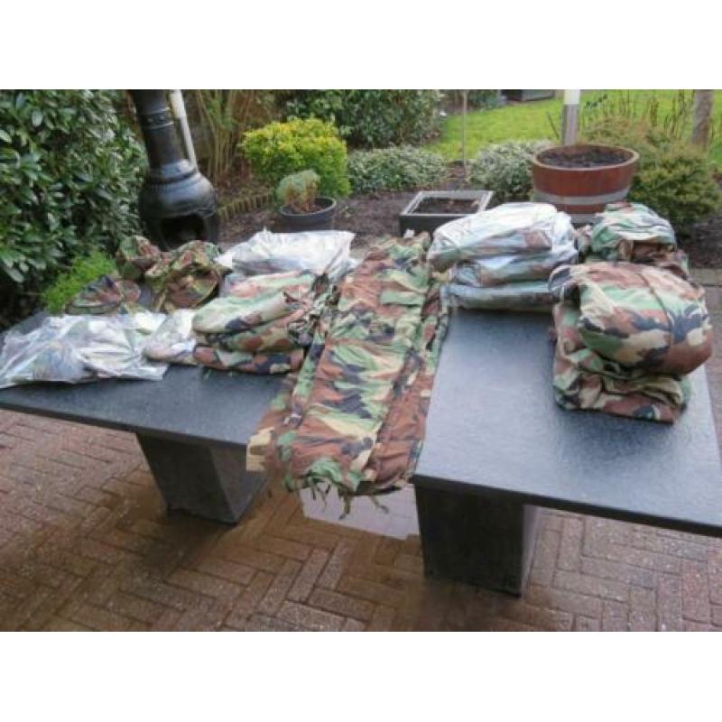 Grote partij korps mariniers legerkleding