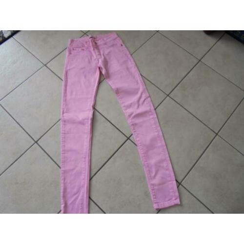 Rose player zomerbroek maat 158.-164/XXS
