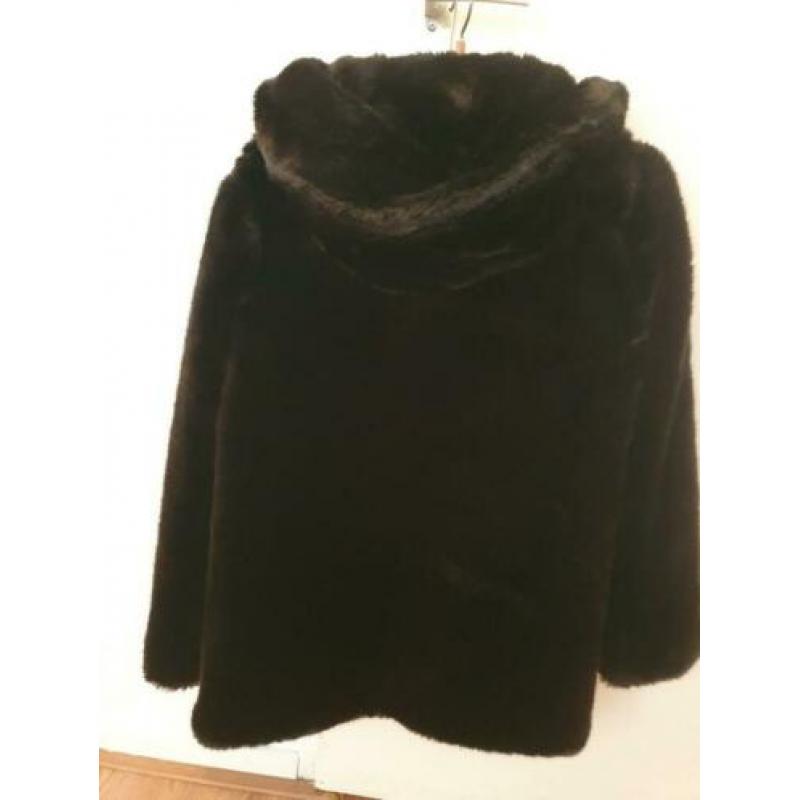 Jas van zara maat s