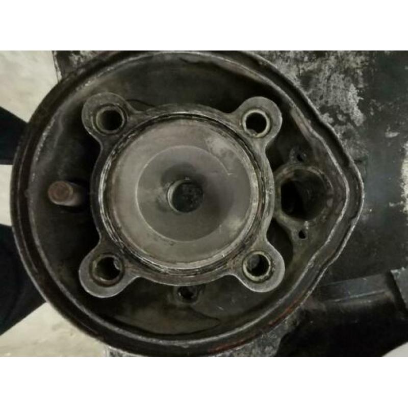 Dr70 cilinder met kop minarelli horizontaal