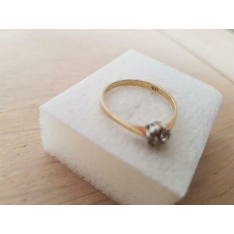 Gouden Ring met diamanten