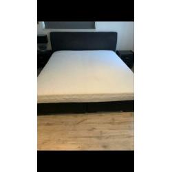 Mooie boxspring zgan