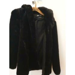 Jas van zara maat s