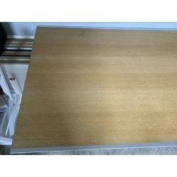 Bureau elektrisch in hoogte verstelbaar 180 x 90