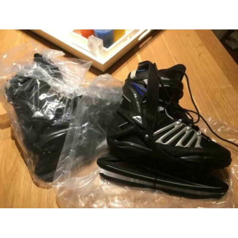 Nijdam Semi-Soft IJshockey Schaats mt 40