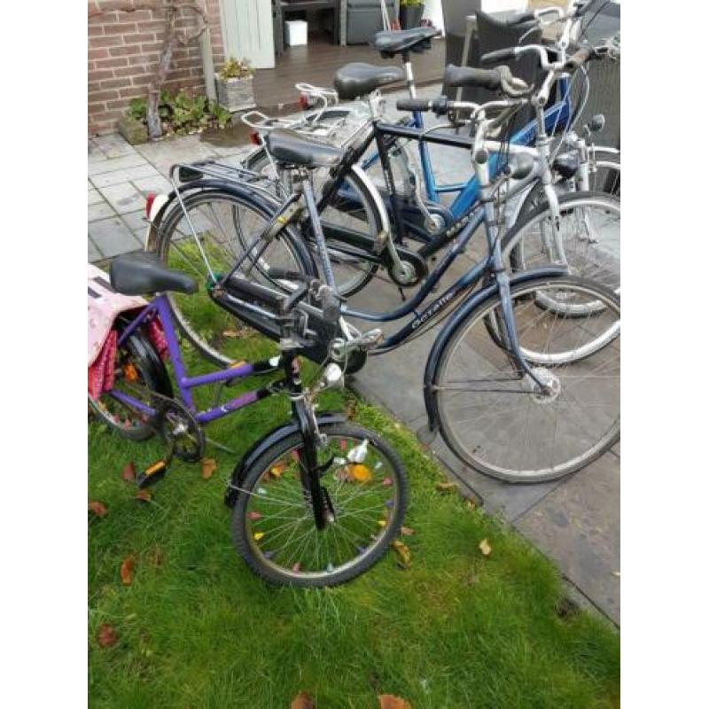 4 fietsen te koop