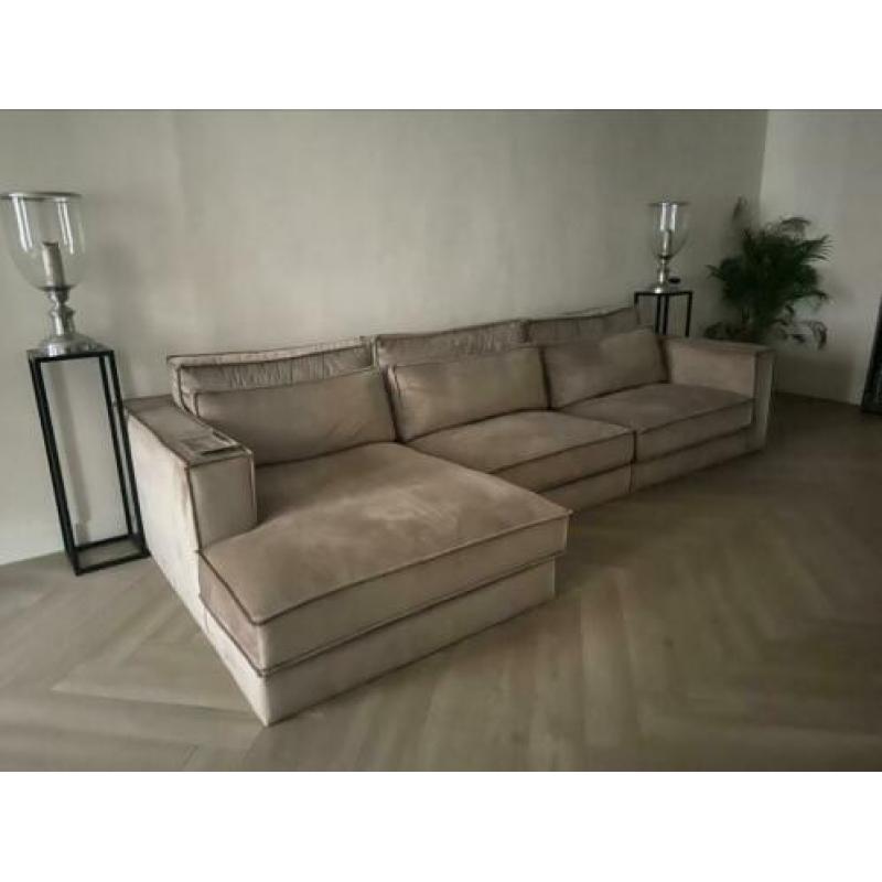 Eric Kuster Style Velourse bank + lounge zand effect.