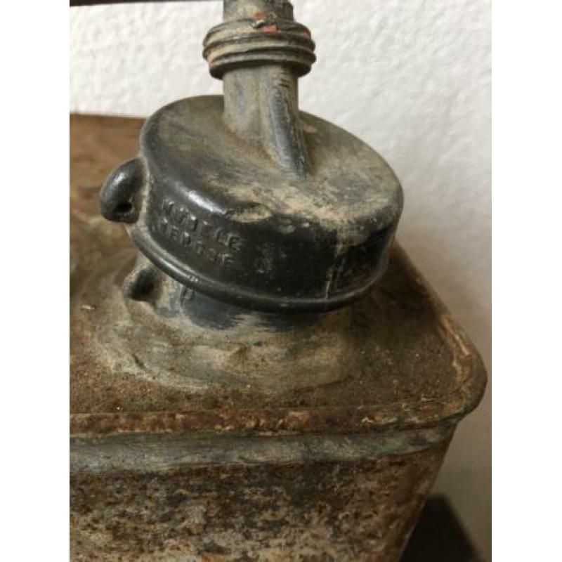 Vintage CIF petrol blik uit 1936