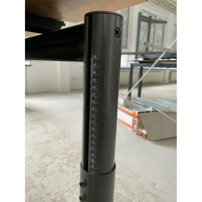 Bureaus Tafels Ahrend 2mx80cm (8 stuks)