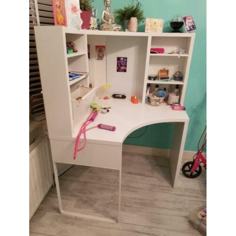 Kinder bureau