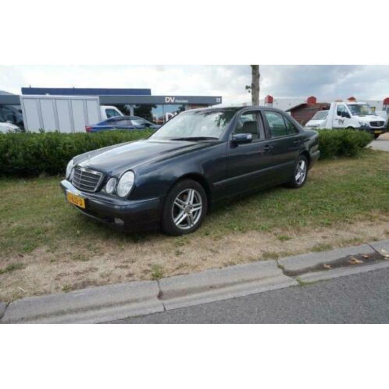 Mercedes-Benz E 200CDI