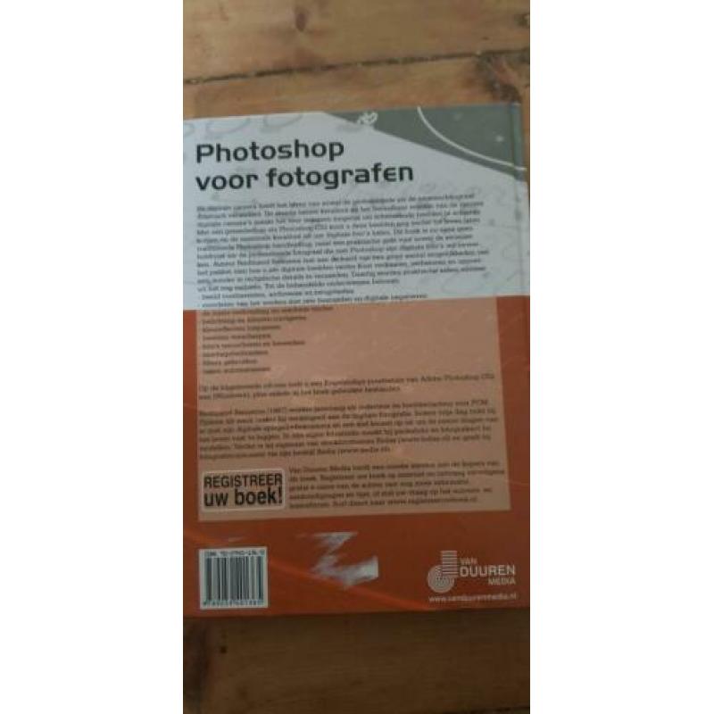 Boek photoshop voor fotografen - Ferdinand Sennema gebonden