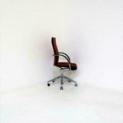 Rood Suede Conferentiestoelen/Vergaderstoelen: Ahrend 350.