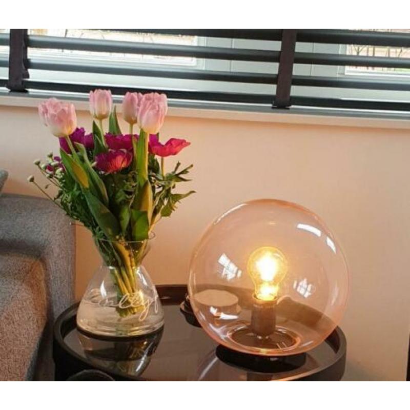 2 rose ronde bol lampen van Ikea 1tje nog nieuw in doos.