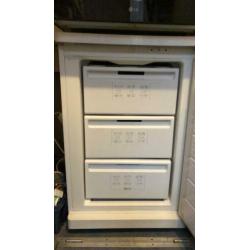 Bosch vriezer tafelmodel 82 liter 3 lades