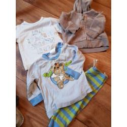 11 stuks babykleding maat 62