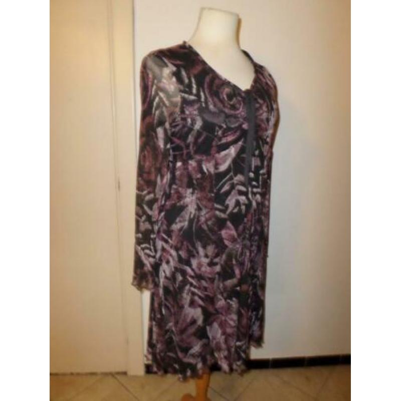 Fraaie ATMOS jurk met paarse rozen Mt. 44