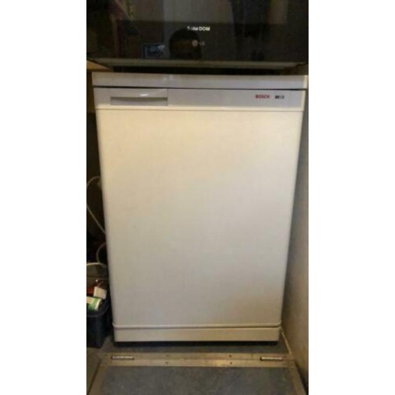 Bosch vriezer tafelmodel 82 liter 3 lades