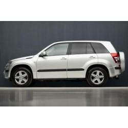 Suzuki Grand Vitara 2.0-16V High Executive (SCHUIFDAK, LEDER