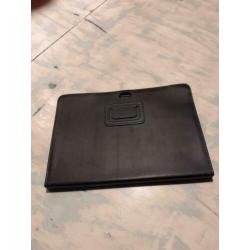 Kensington tablet hoes in de kleur zwart leatherlook.