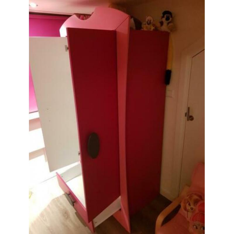 Ikea kast rosé mammut
