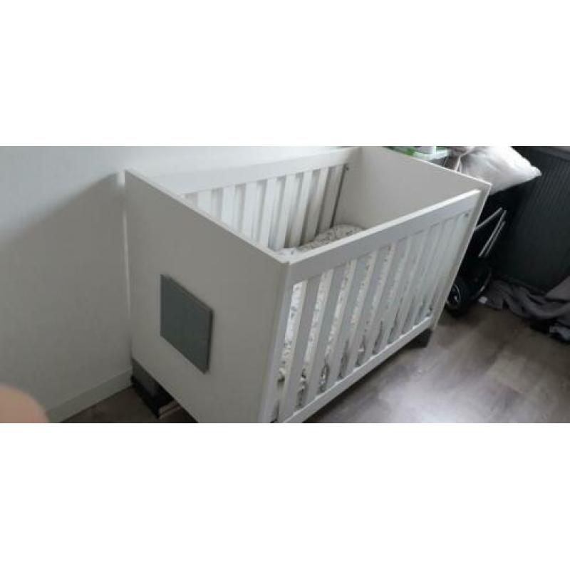 Complete babykamer met plank en aerosleep matras