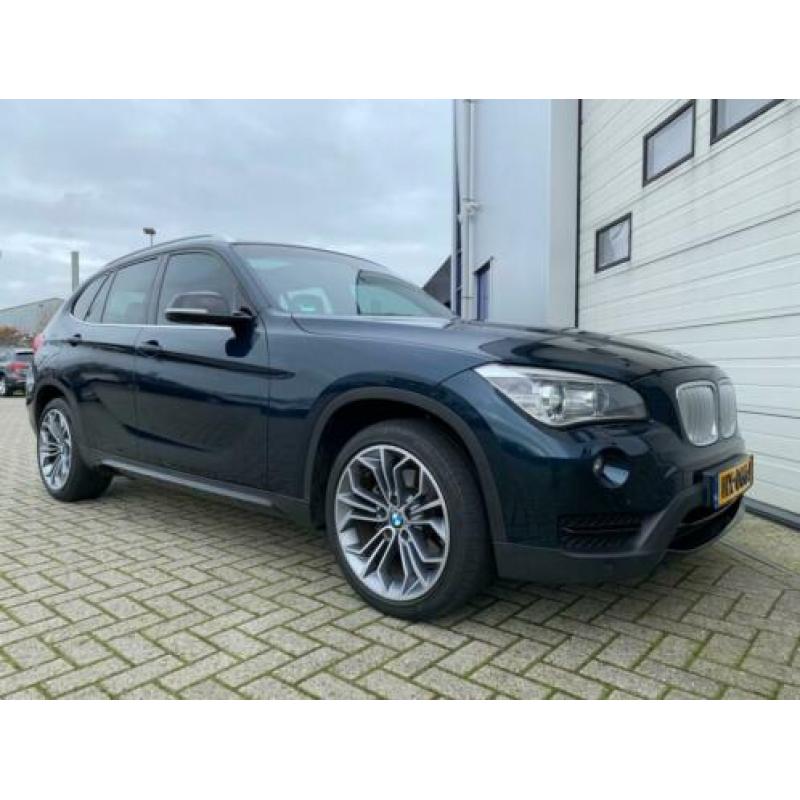 Bmw X1 2.0D 163pk EXECUTIVE AUTOM. CLIMA-SPORTLEER-NAVI-PANO