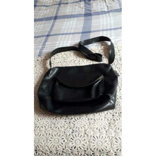 leren tas .cross over de maat is 34 38 Fred de la bretonaire