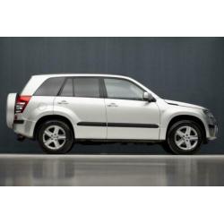 Suzuki Grand Vitara 2.0-16V High Executive (SCHUIFDAK, LEDER