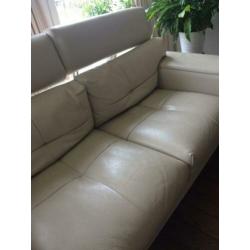lichtbeige leren bank Italiaans design