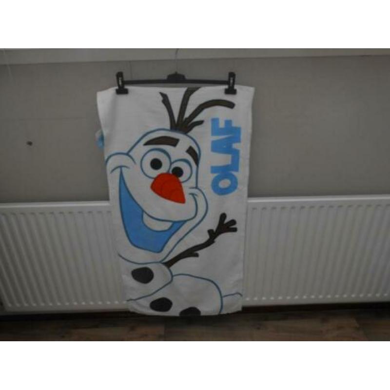 Nieuw badlaken van Disney 57 x 110 cm (ik heb er twee van)