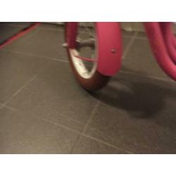 Mooie step roze lief met standaard