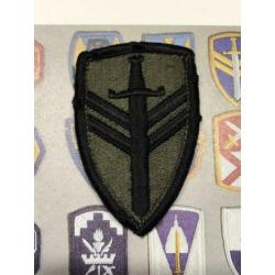 Uniform removed embleem