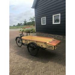 Bakfiets gerestaureerd uit 1949