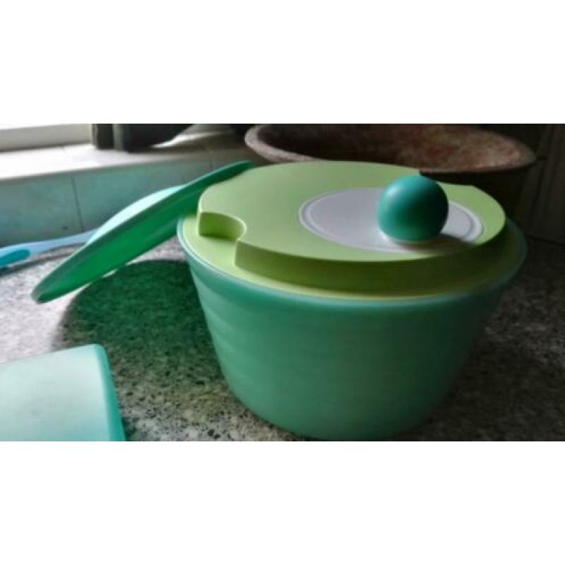 Tupperware slacentrifuge