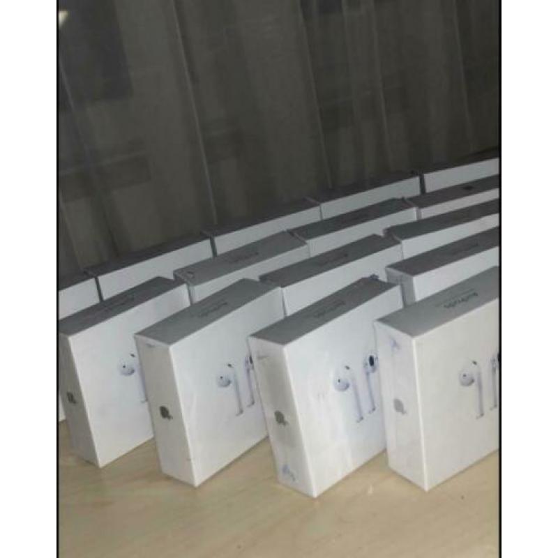 Apple AirPods 2 met Wireless Chargingcase