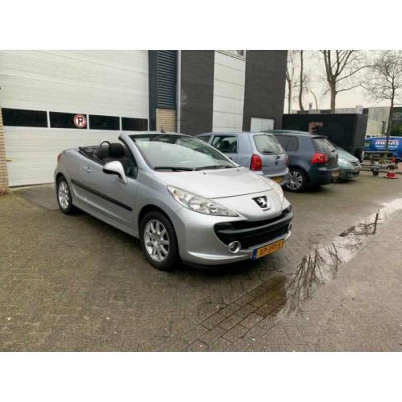 Peugeot 207 CC 1.6 VTi