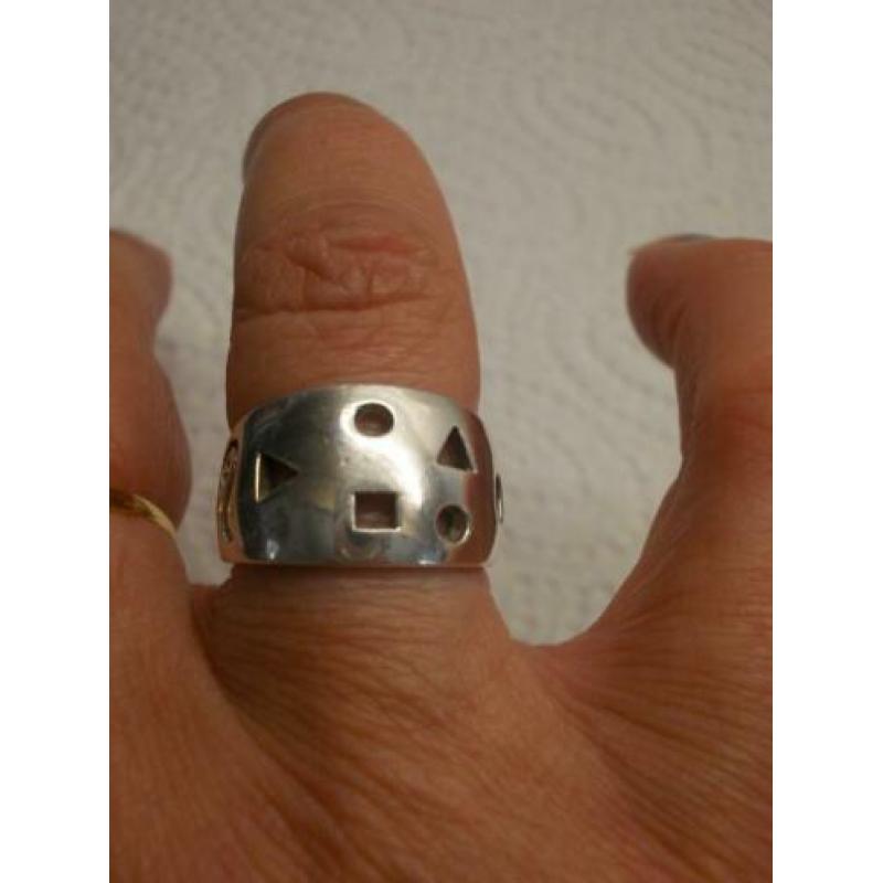 zilveren aparte fantasie ring maat krap 16,5 nr.522