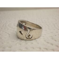 zilveren aparte fantasie ring maat krap 16,5 nr.522
